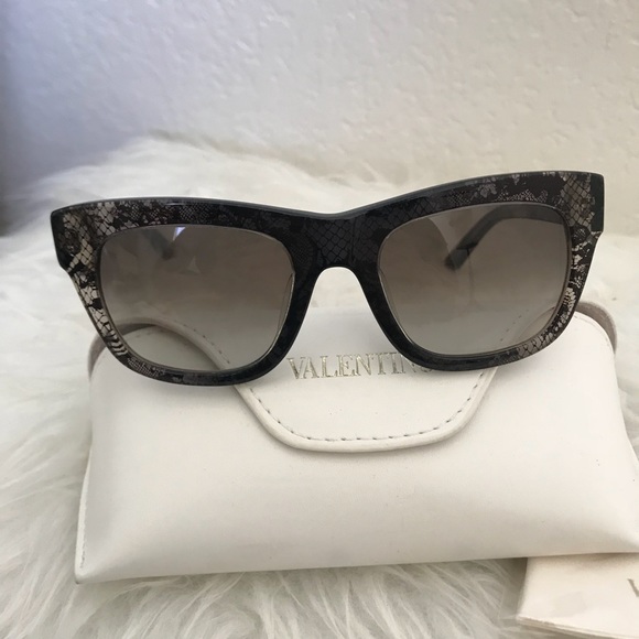 Valentino Wayfarer Square Lace Sunglasses main image 4